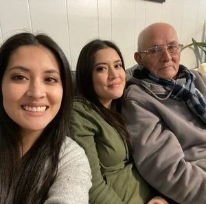 Meet your Posher, Eva